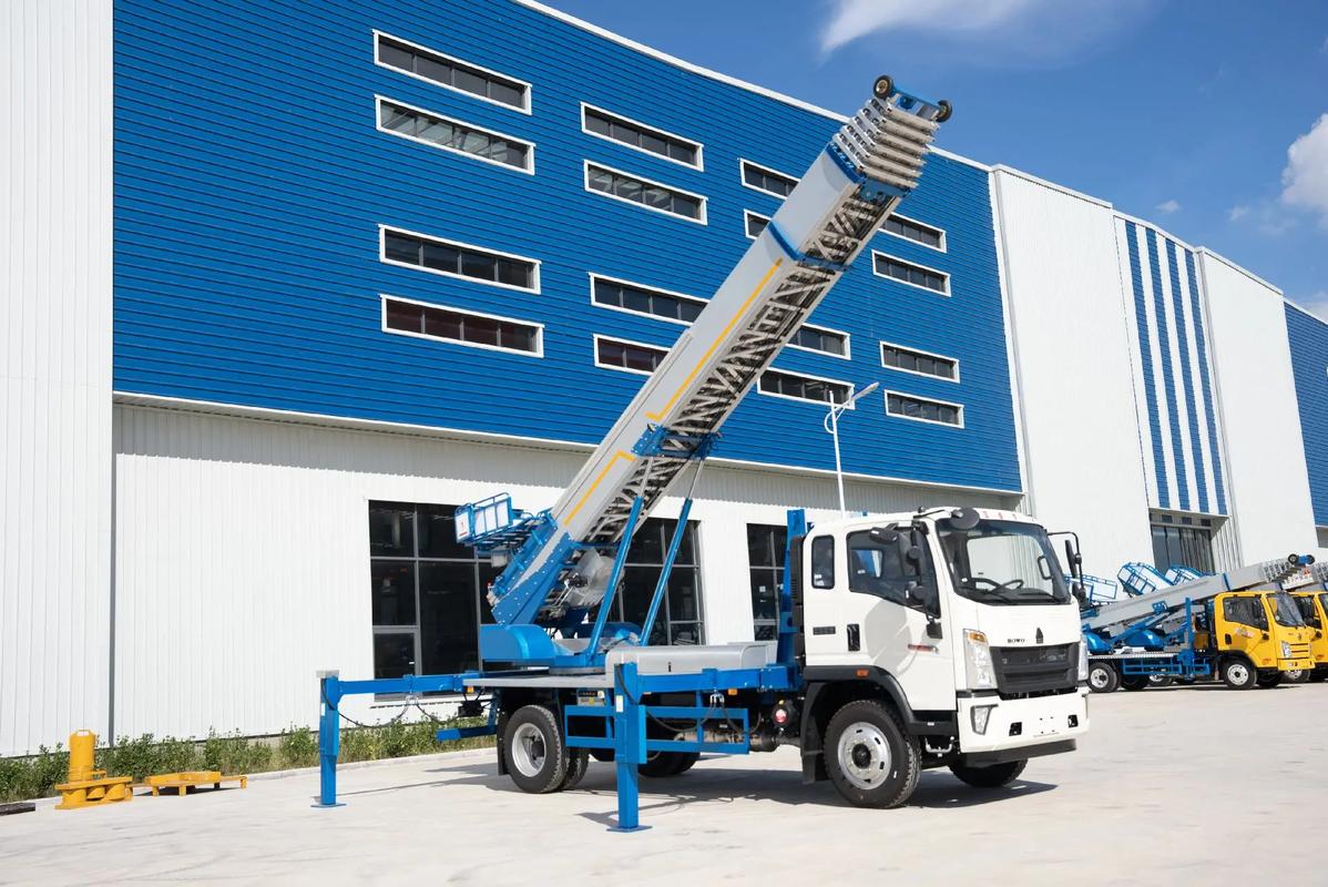 井陉县小型云梯车上料车租赁多少钱