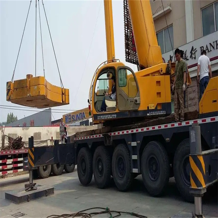 井陉县当地吊车出租|机器吊装|75吨|工厂搬迁服务